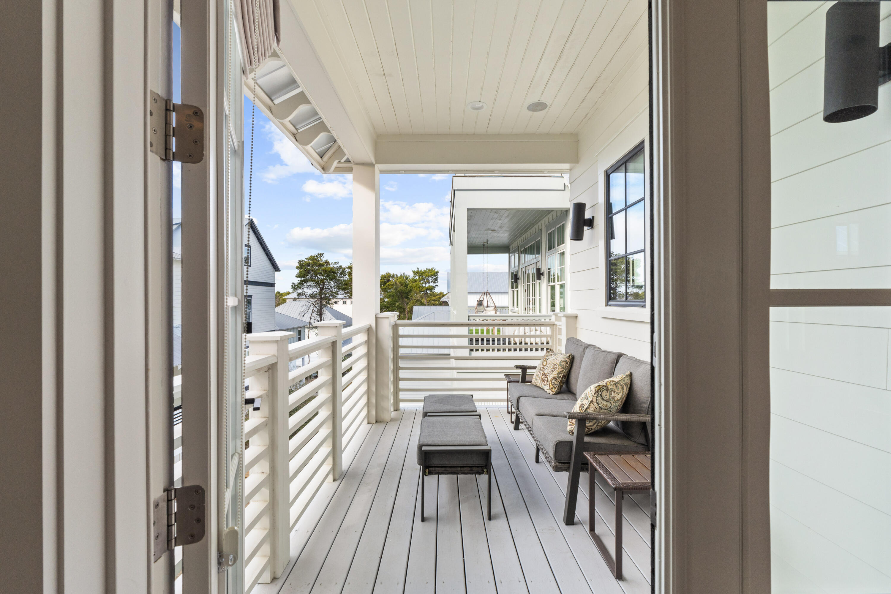 71 Grande Pointe Drive