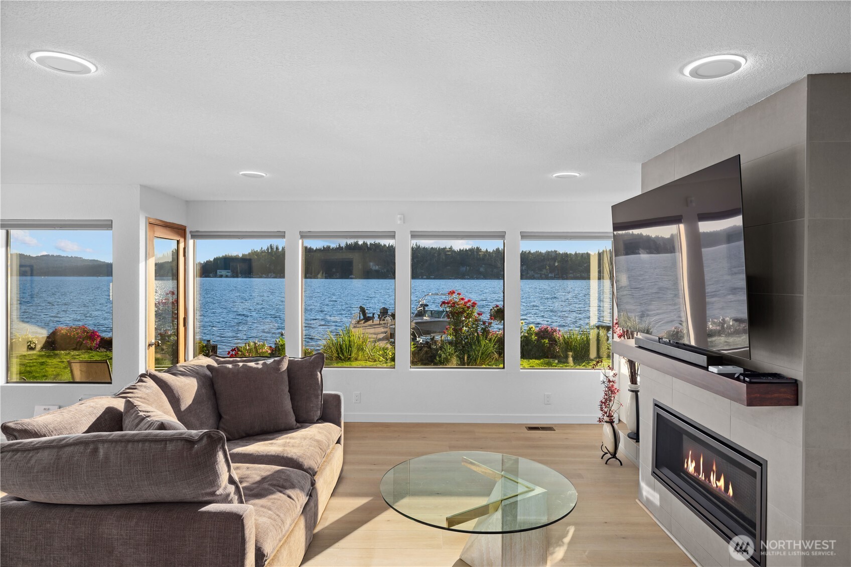 2825 E Lake Sammamish Parkway NE