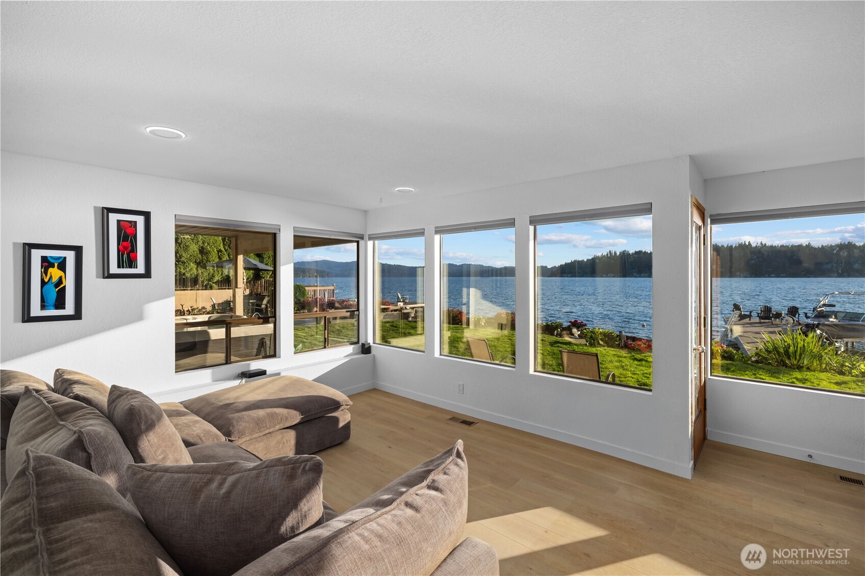 2825 E Lake Sammamish Parkway NE
