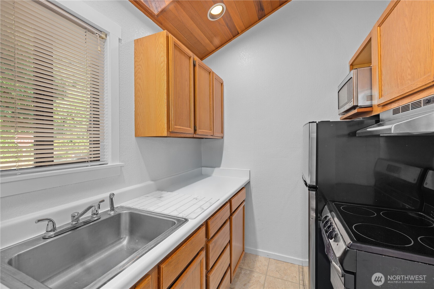 2825 E Lake Sammamish Parkway NE