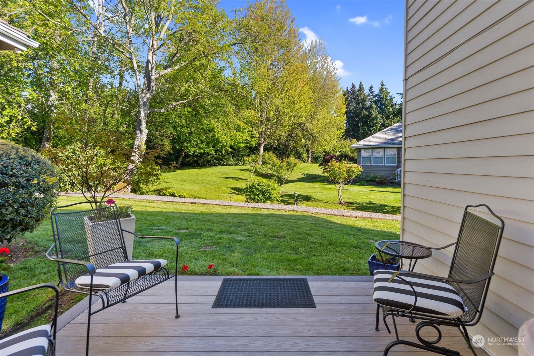 604 Elm Place Adam E. Cobb Edmonds Real Estate Agent & Team