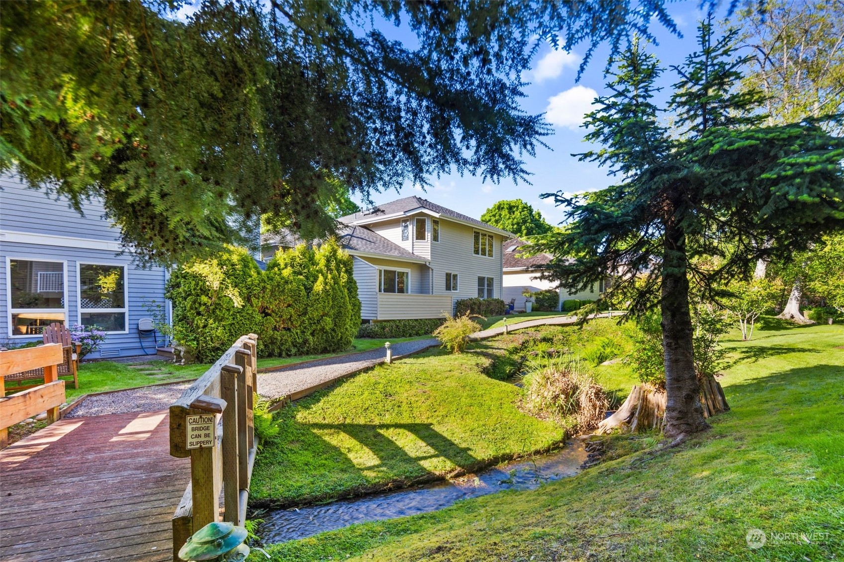 604 Elm Place Adam E. Cobb Edmonds Real Estate Agent & Team