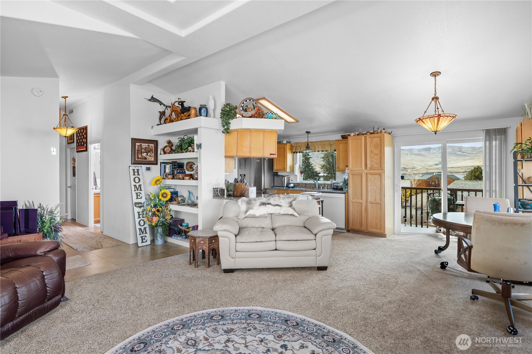 505 Desert Aire Dr SW