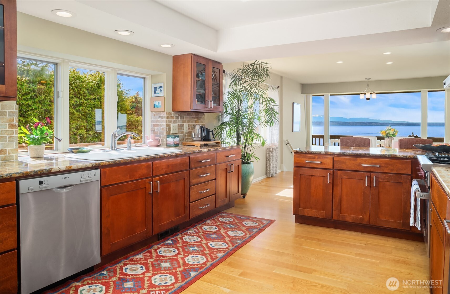 706 Driftwood Lane