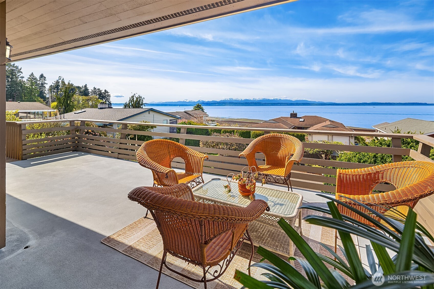 706 Driftwood Lane