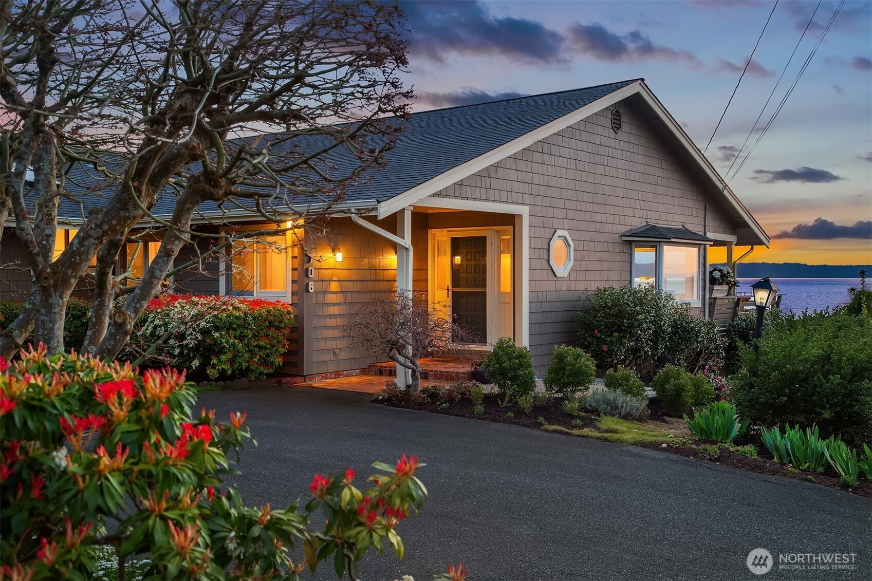 706 Driftwood Lane