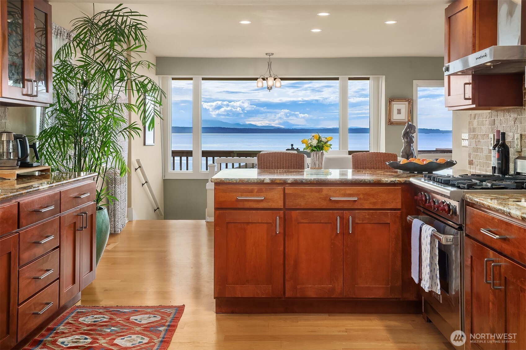 706 Driftwood Lane
