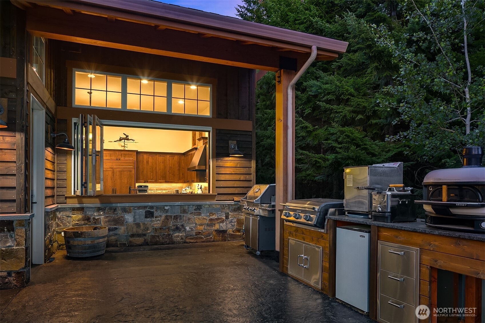 291 Ruby King Loop