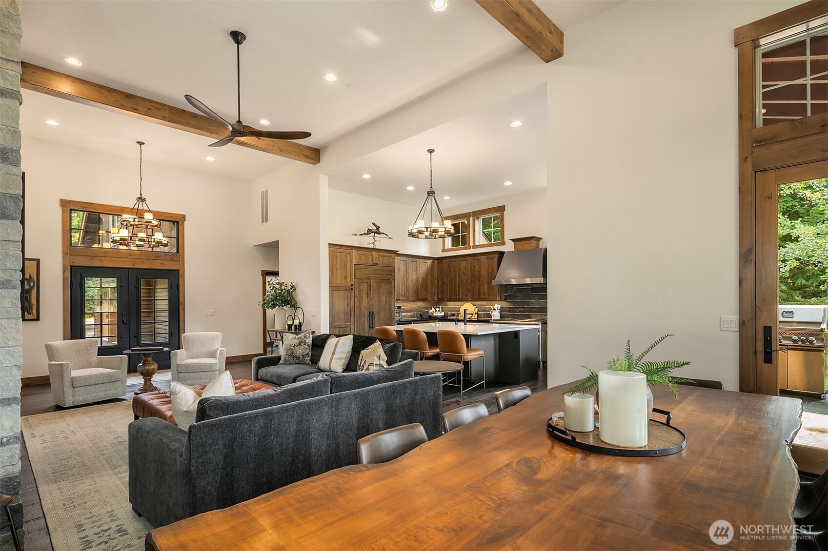 291 Ruby King Loop