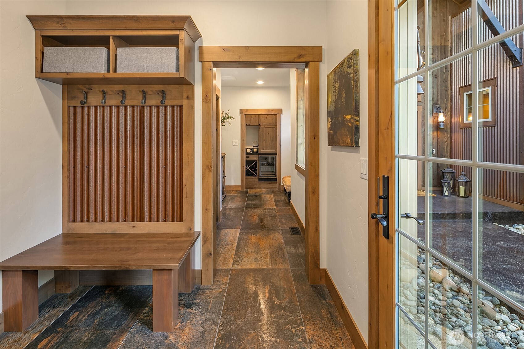291 Ruby King Loop