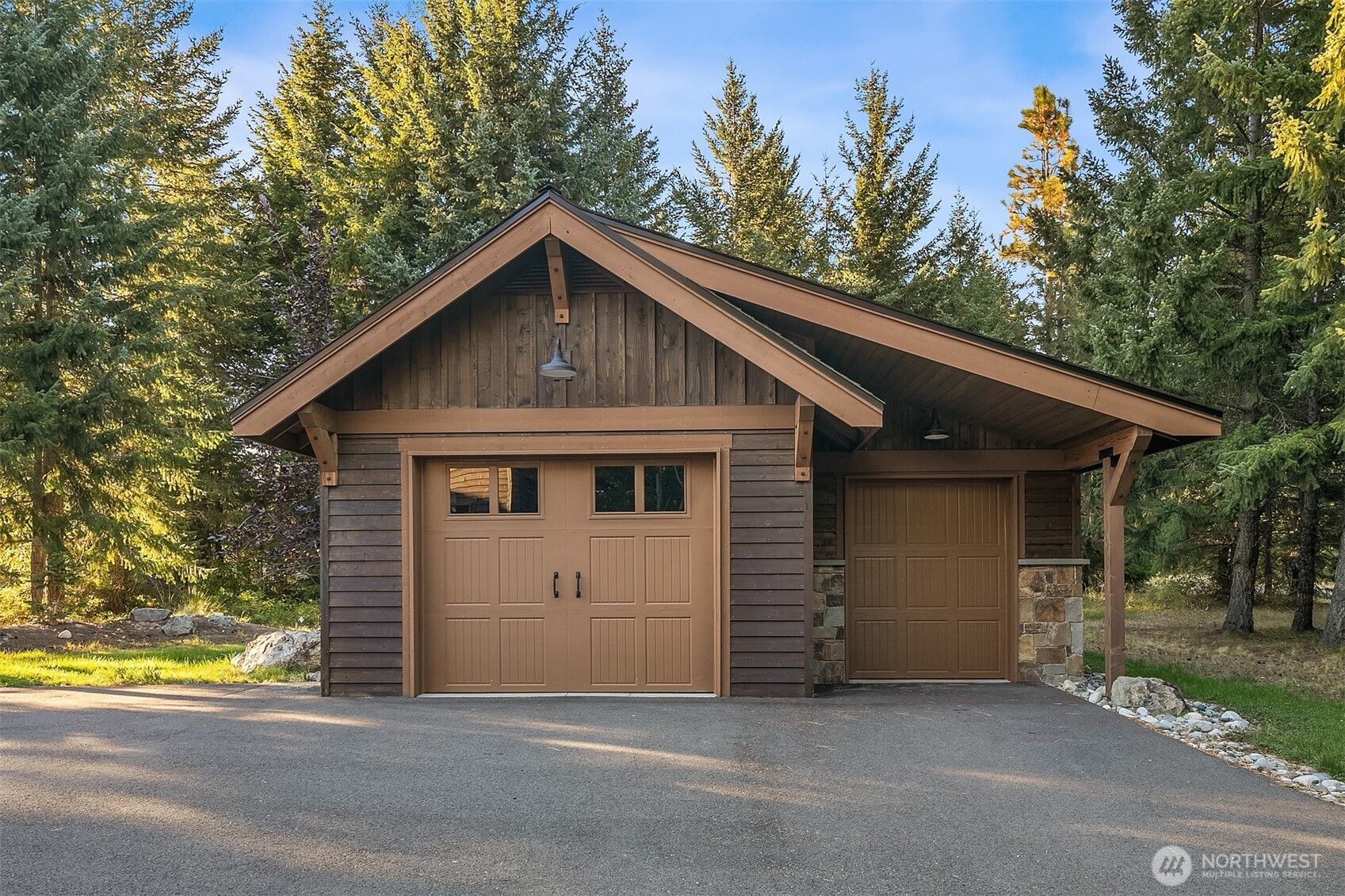 291 Ruby King Loop