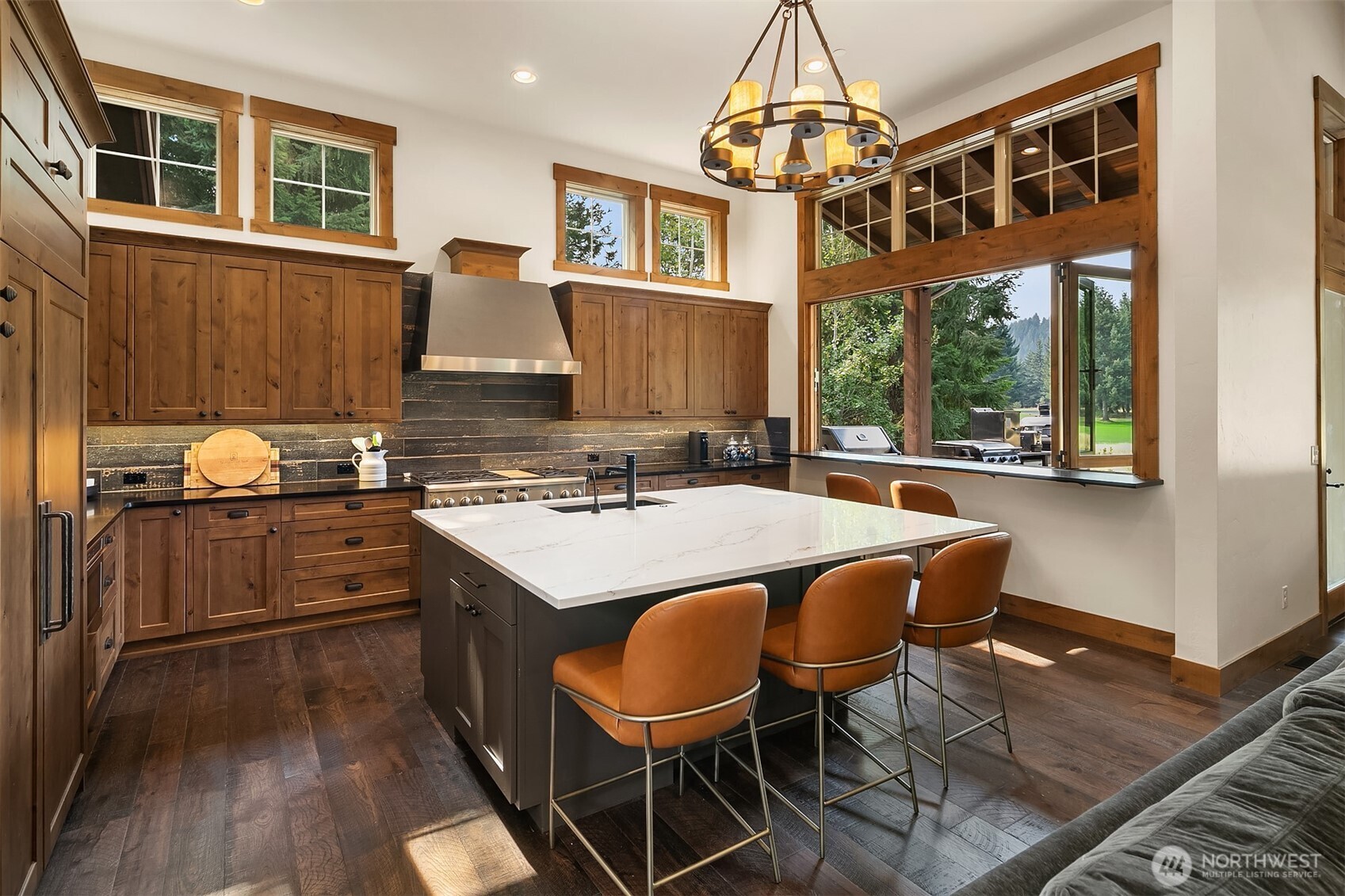 291 Ruby King Loop