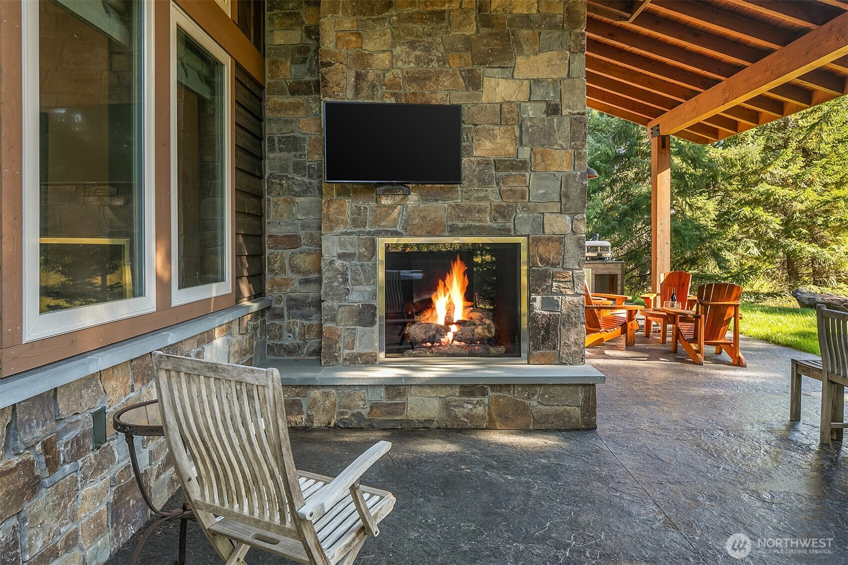291 Ruby King Loop