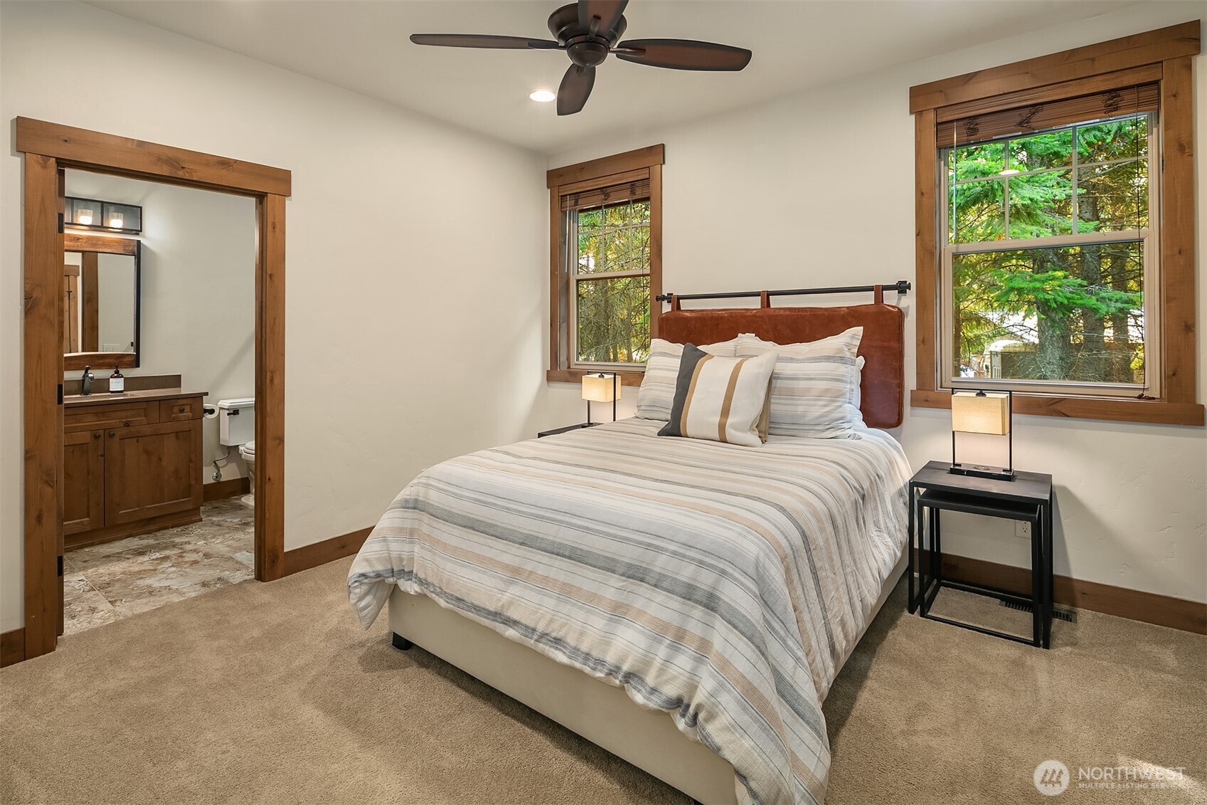 291 Ruby King Loop