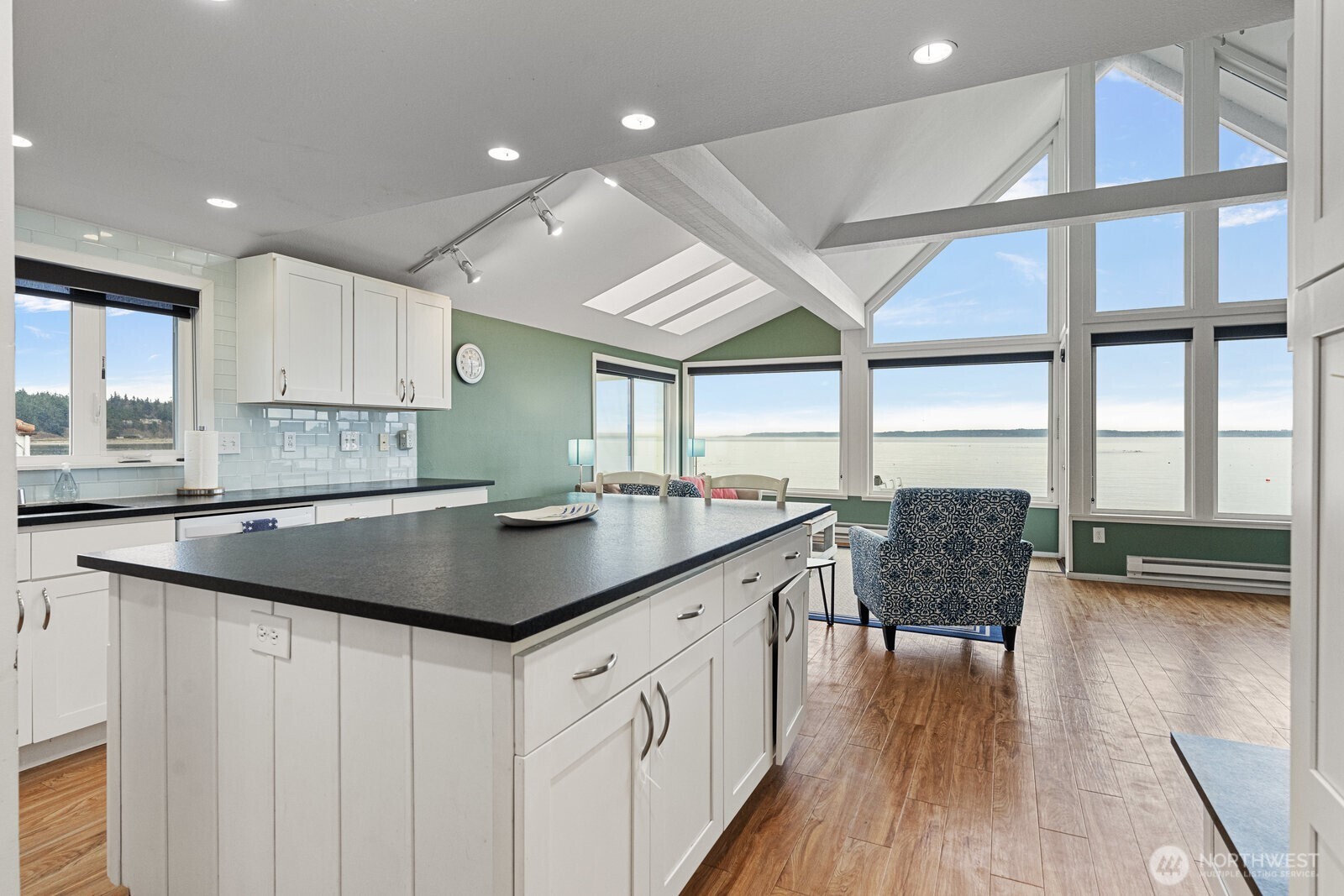 2508 Sunlight Beach Road