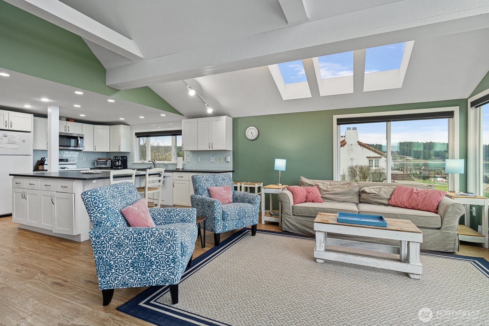 2508 Sunlight Beach Road