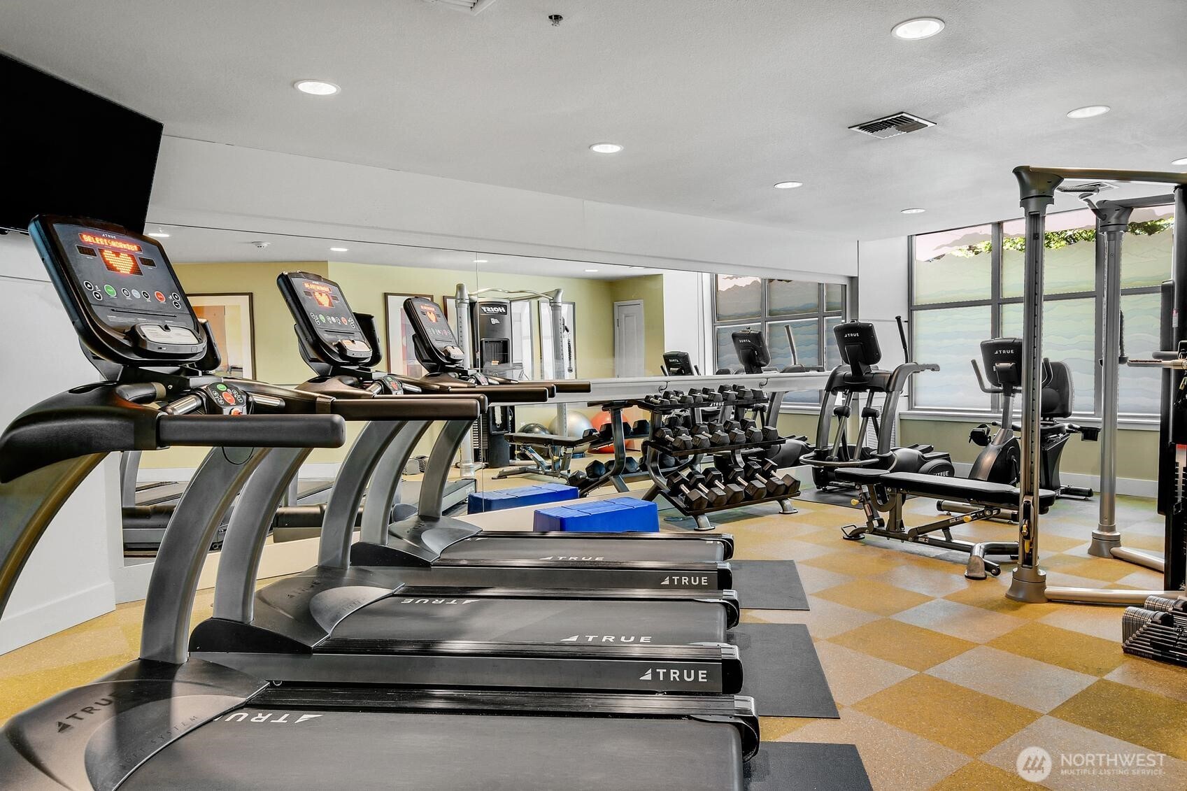 211 Kirkland Avenue Unit: 504