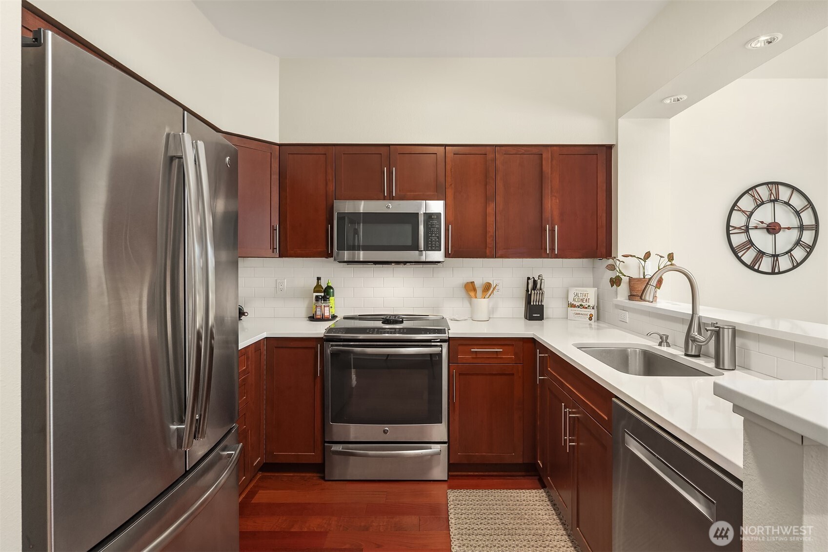 211 Kirkland Avenue Unit: 504
