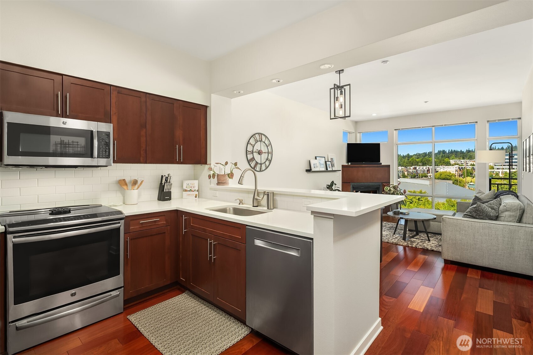 211 Kirkland Avenue Unit: 504