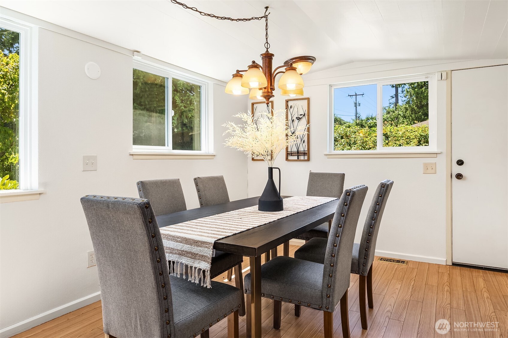 120 NW 195th Street