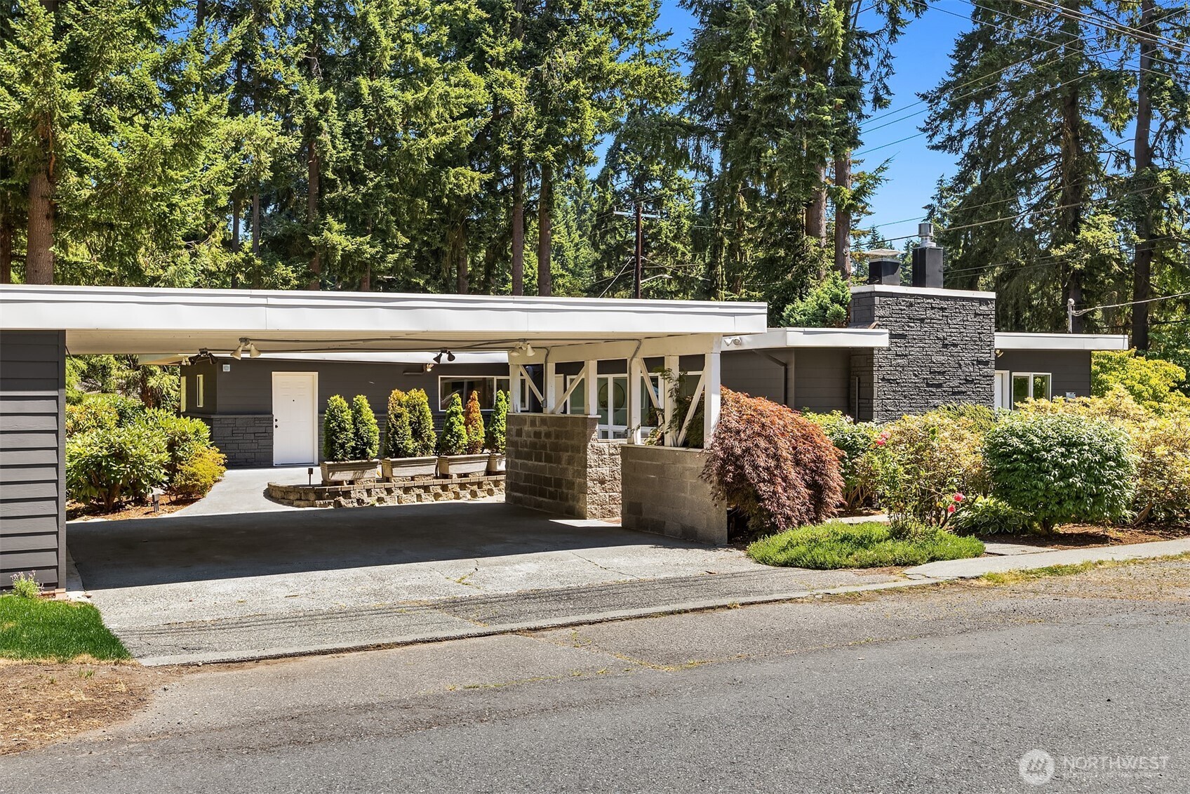 120 NW 195th Street