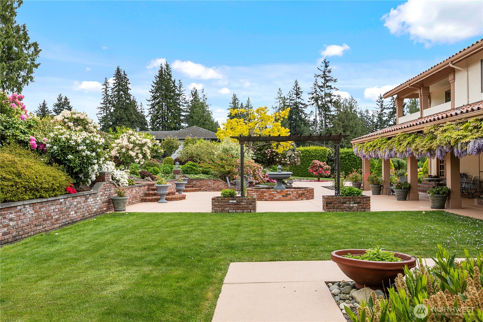 18306 Ridgefield Road NW