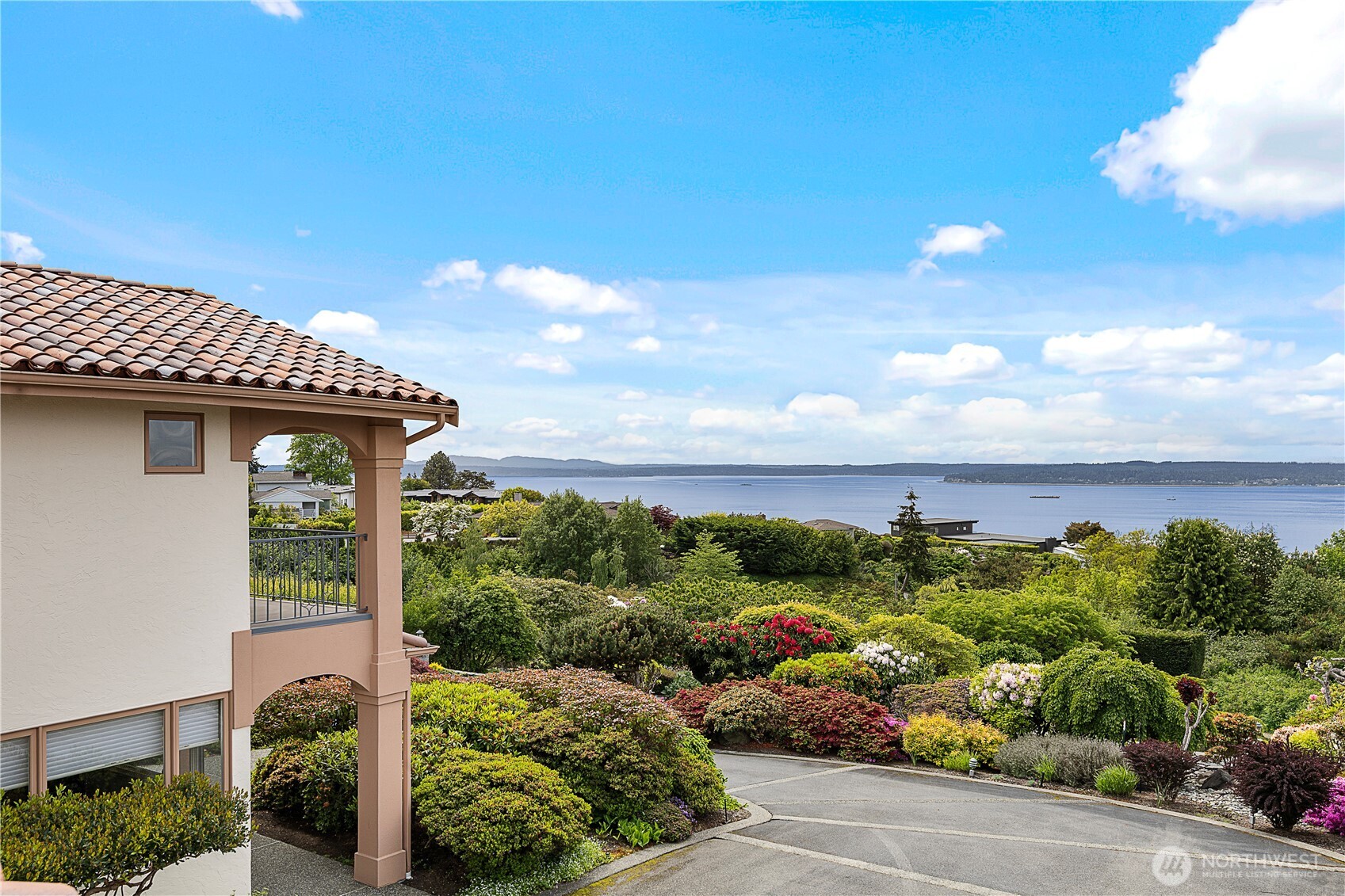 18306 Ridgefield Road NW