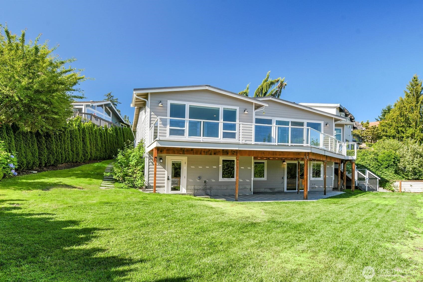 523 Paradise Lane