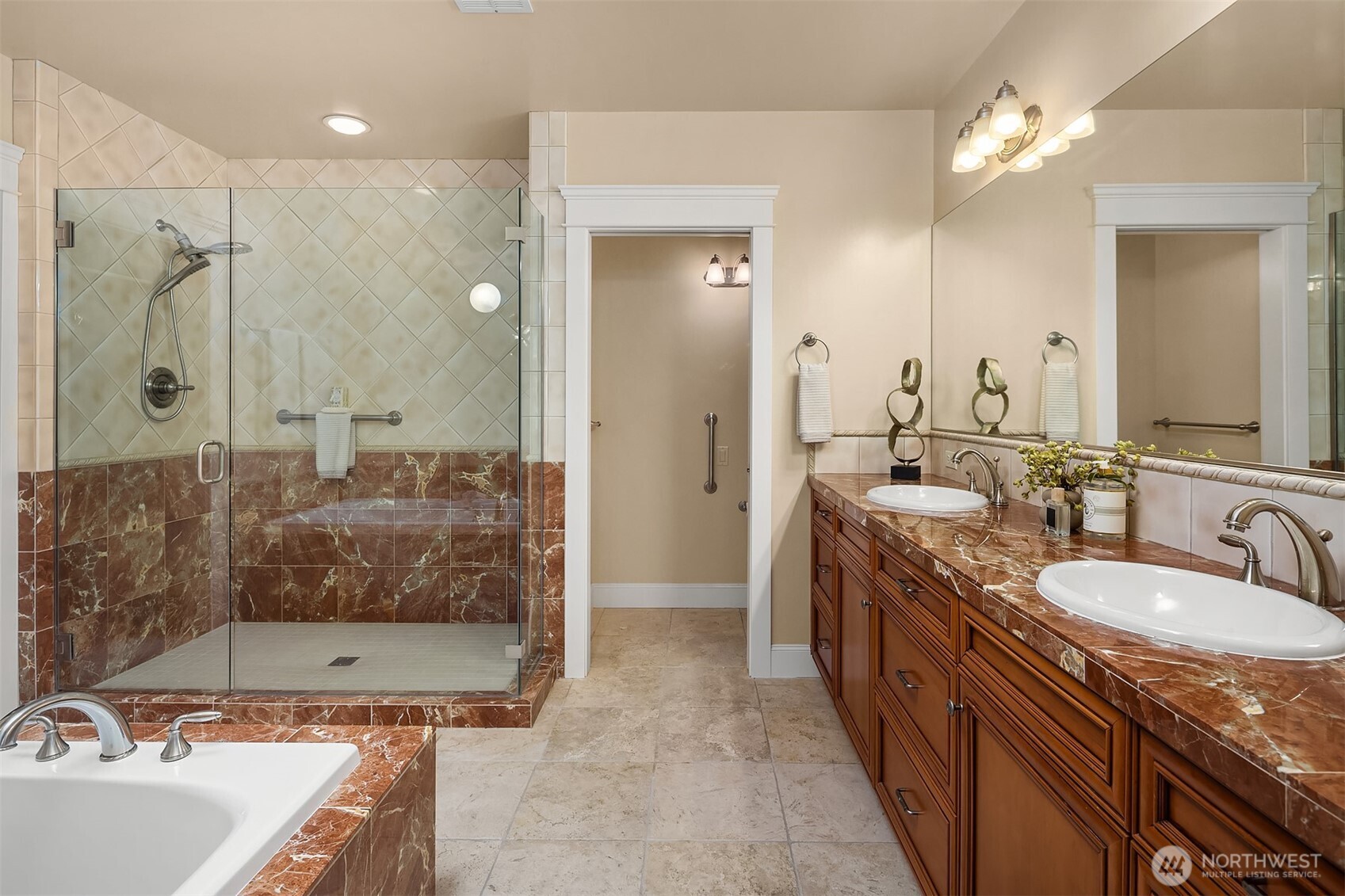 600 Bell Street Unit: 302