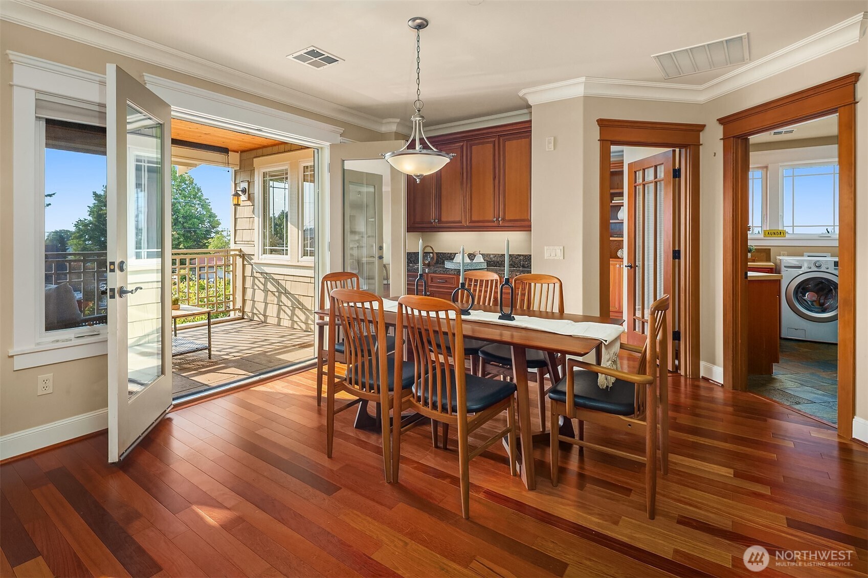 600 Bell Street Unit: 302