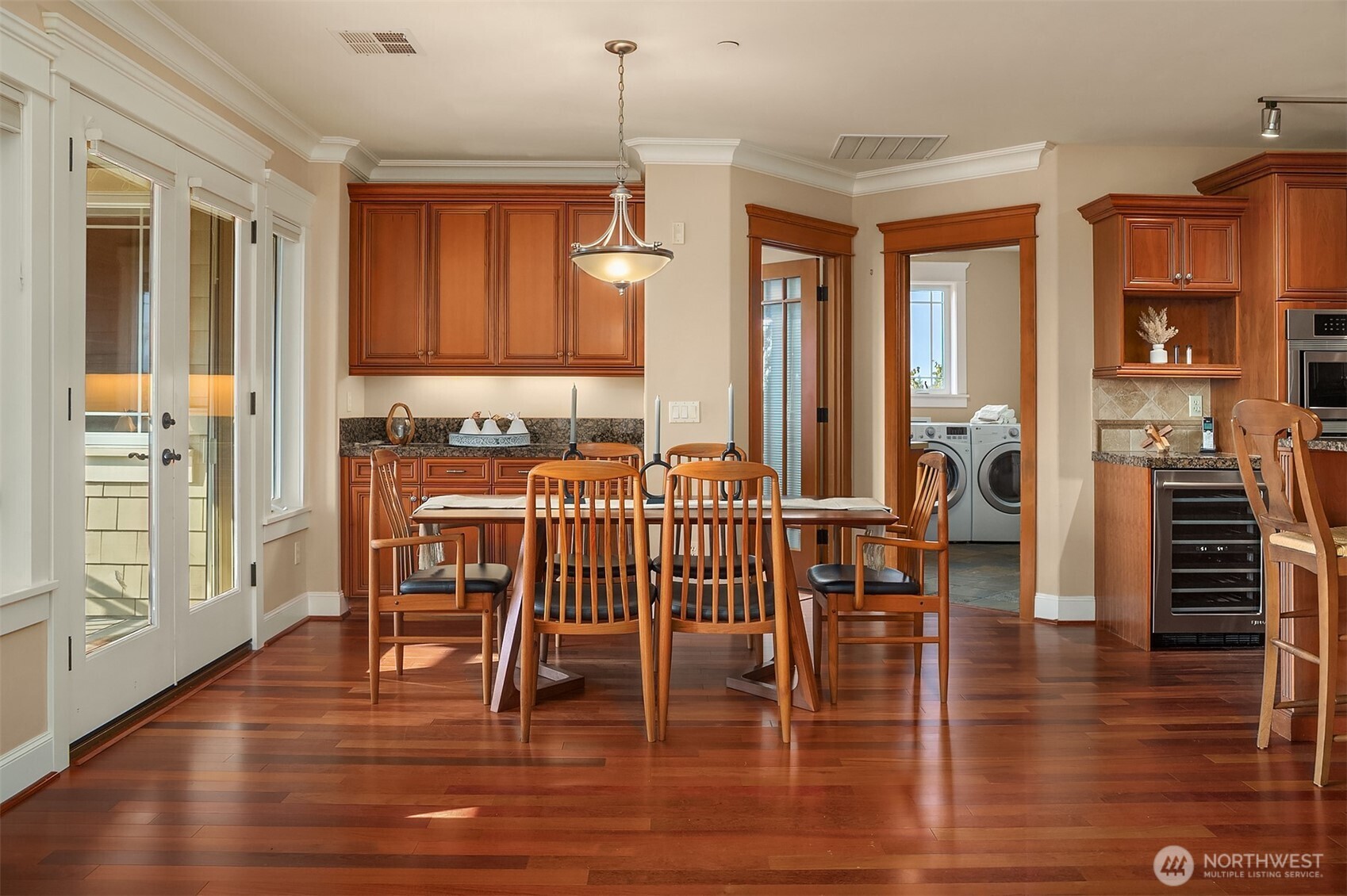 600 Bell Street Unit: 302