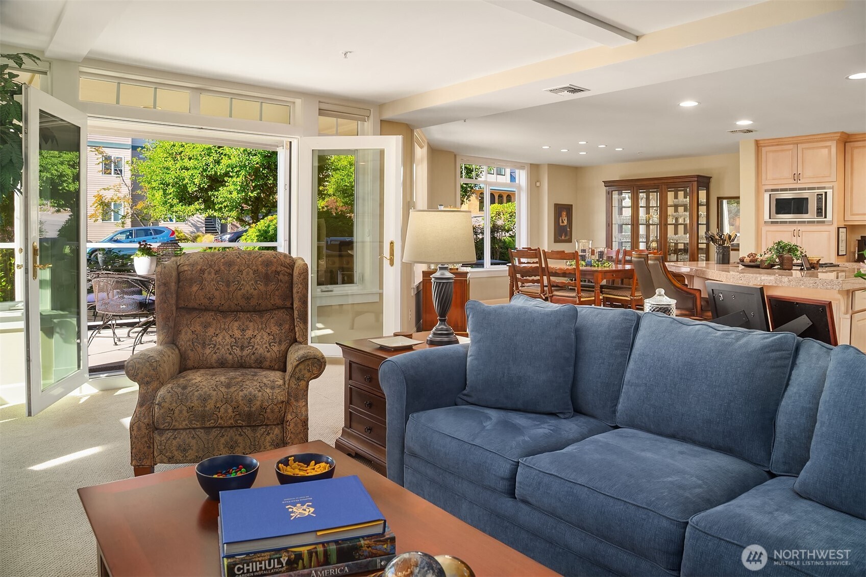 530 Walnut Street Unit: 100