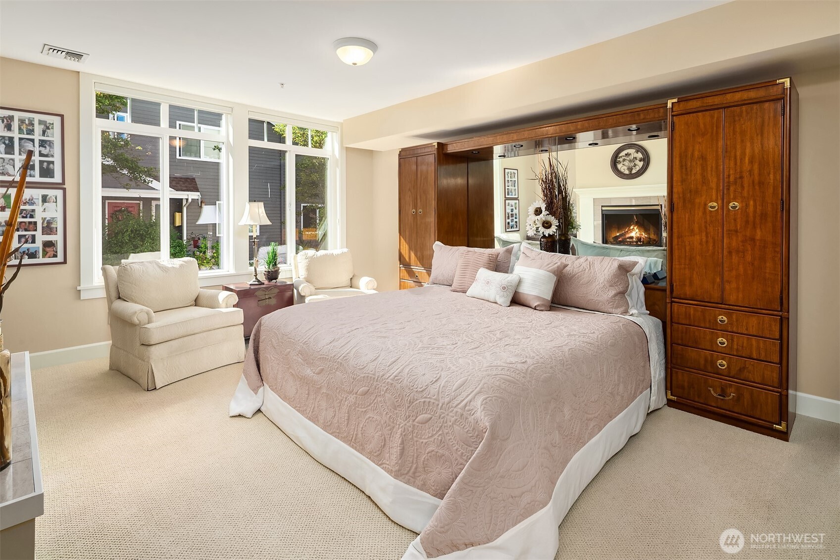 530 Walnut Street Unit: 100