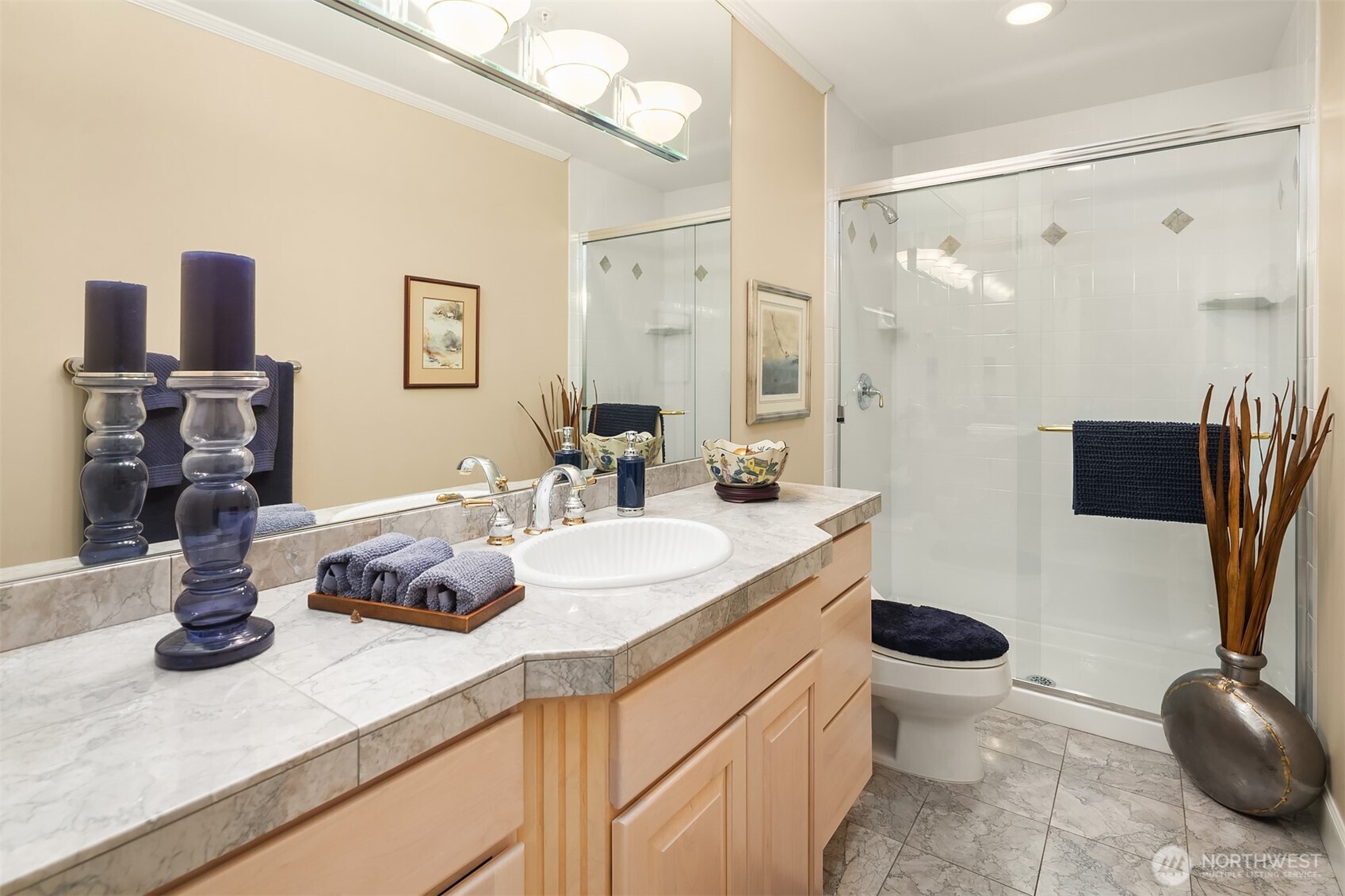 530 Walnut Street Unit: 100