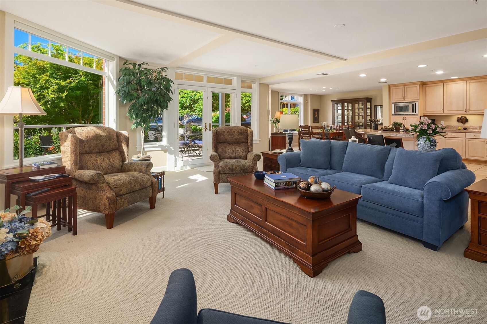 530 Walnut Street Unit: 100