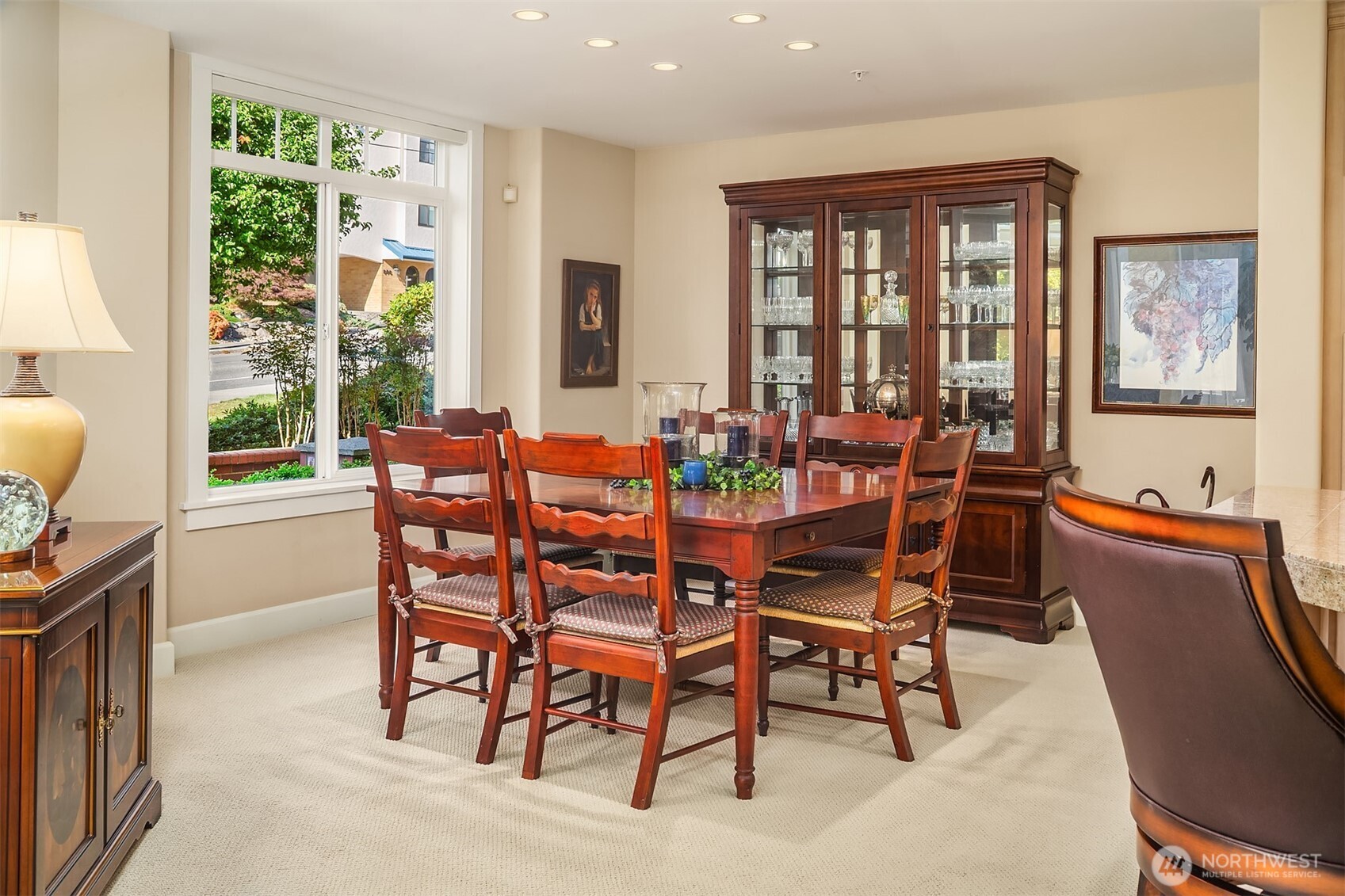 530 Walnut Street Unit: 100