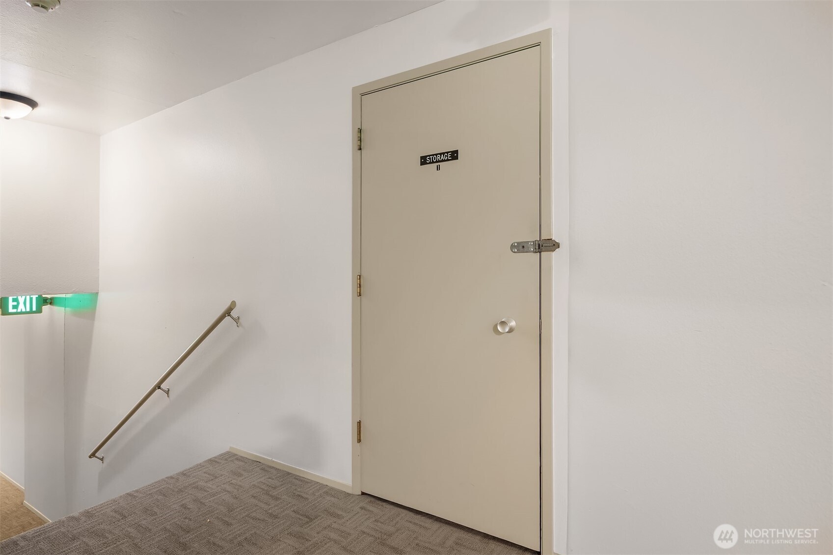 19428 Aurora Avenue N Unit: 427