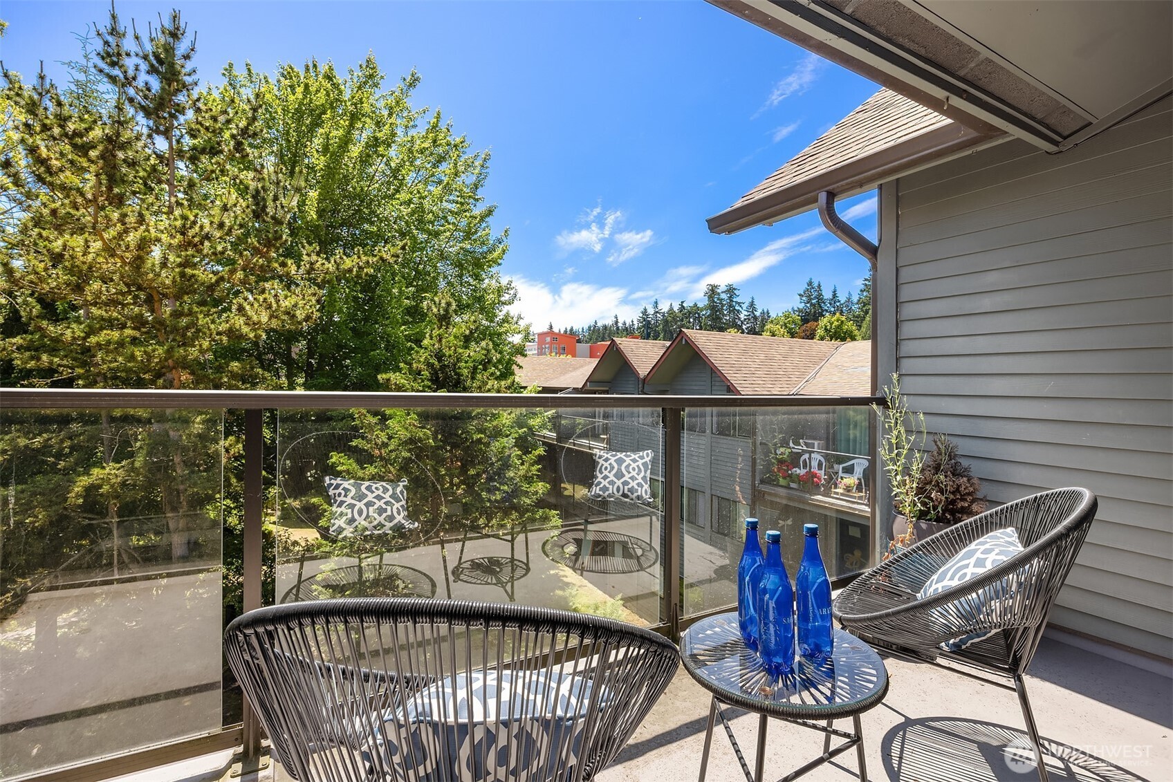 19428 Aurora Avenue N Unit: 427