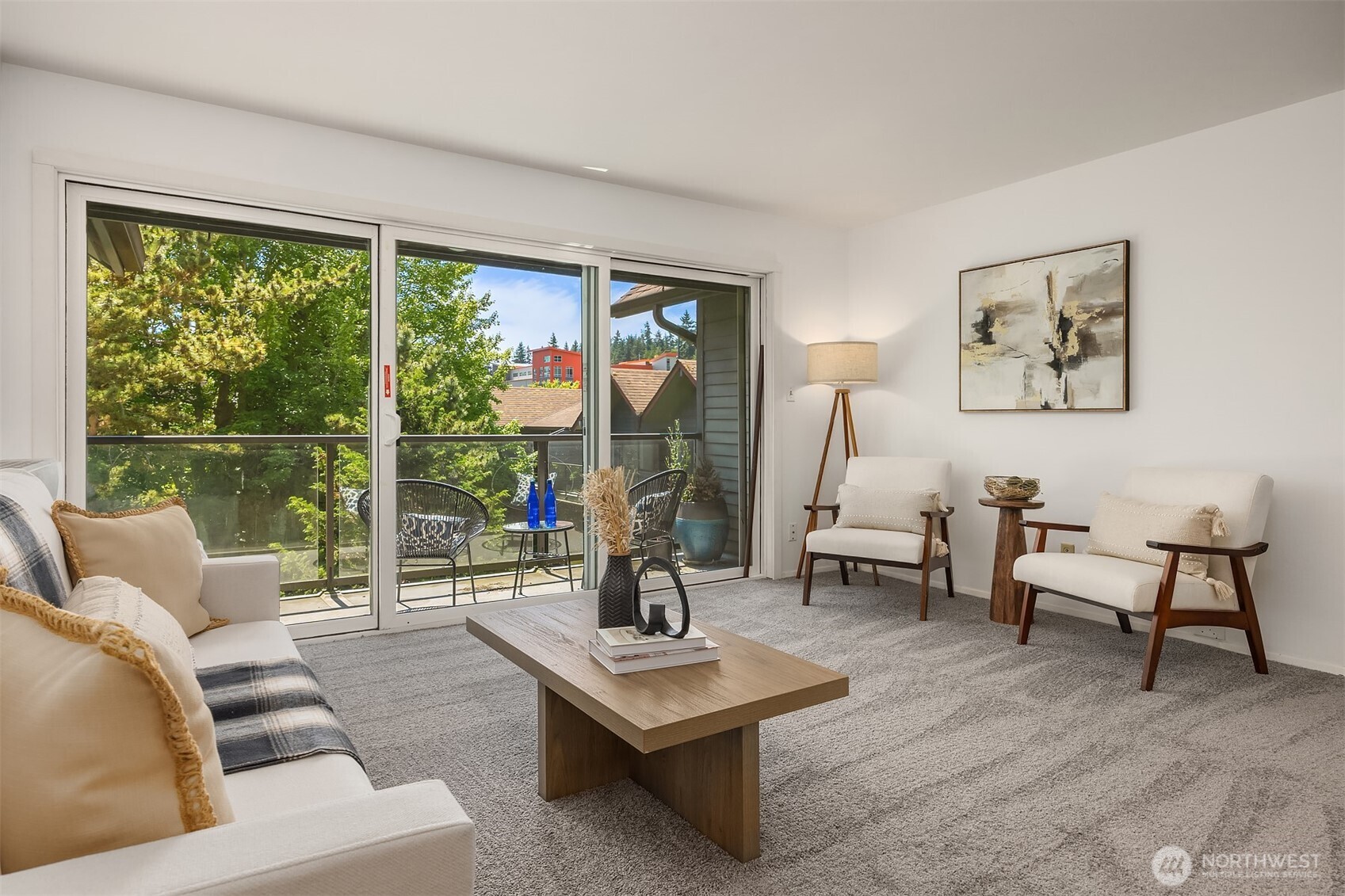 19428 Aurora Avenue N Unit: 427