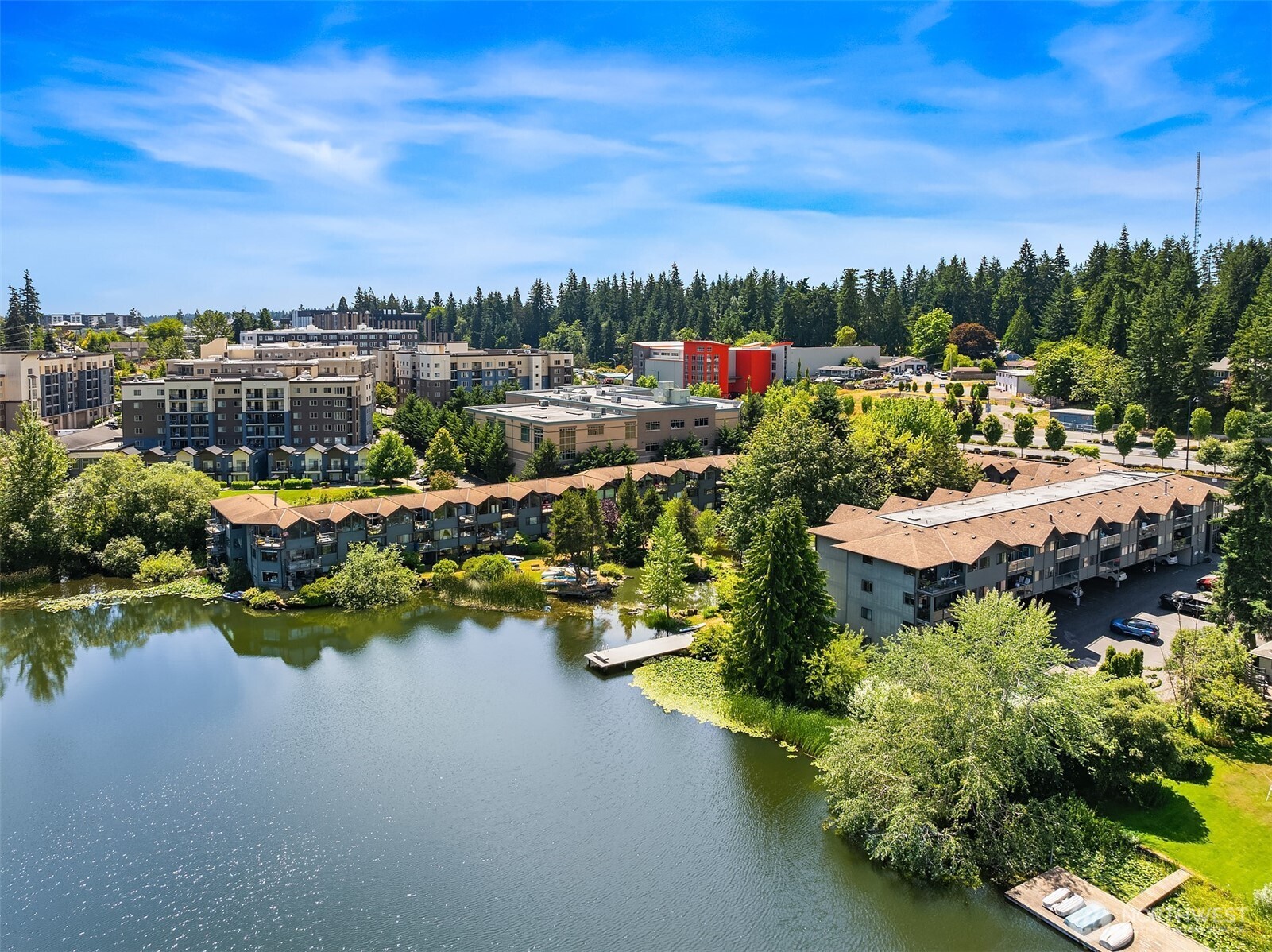 19428 Aurora Avenue N Unit: 427