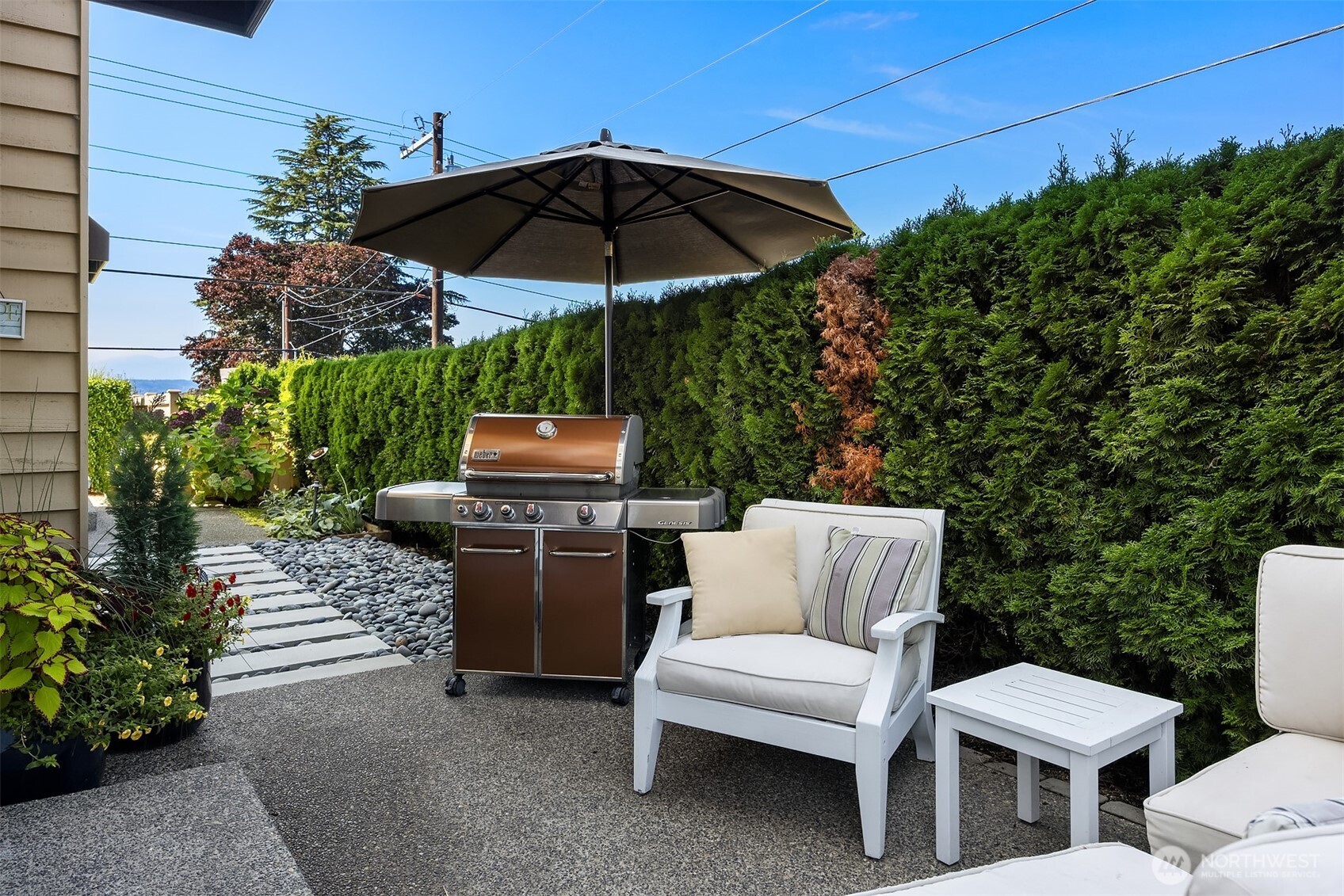 217 9th Avenue S