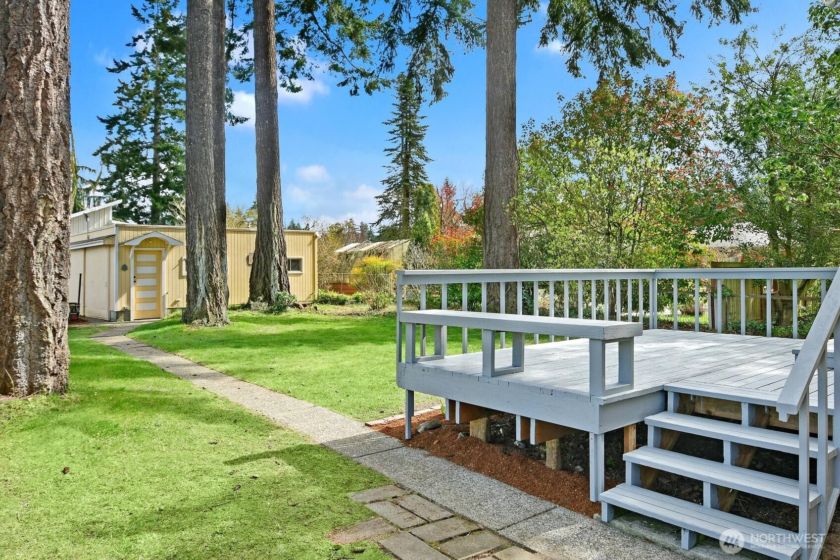 19330 20th Avenue NW