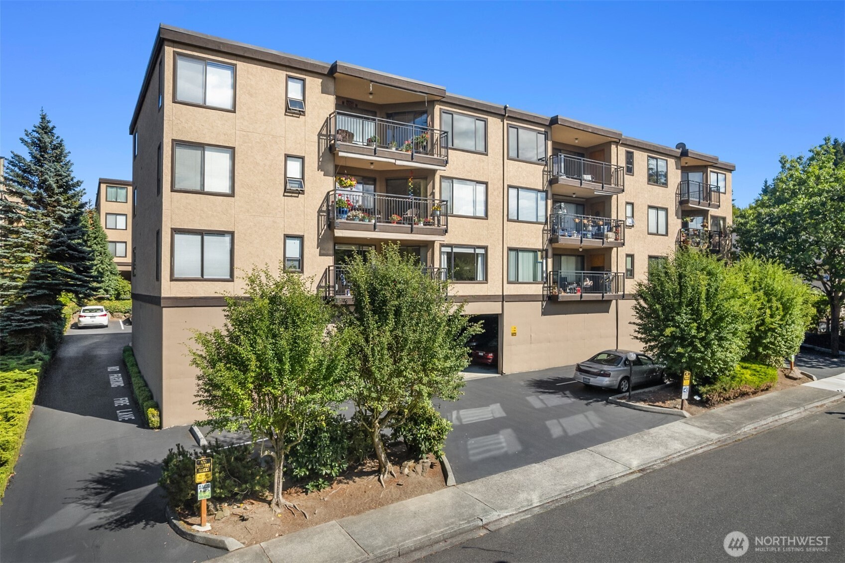 1071 4th Avenue S Unit: 302