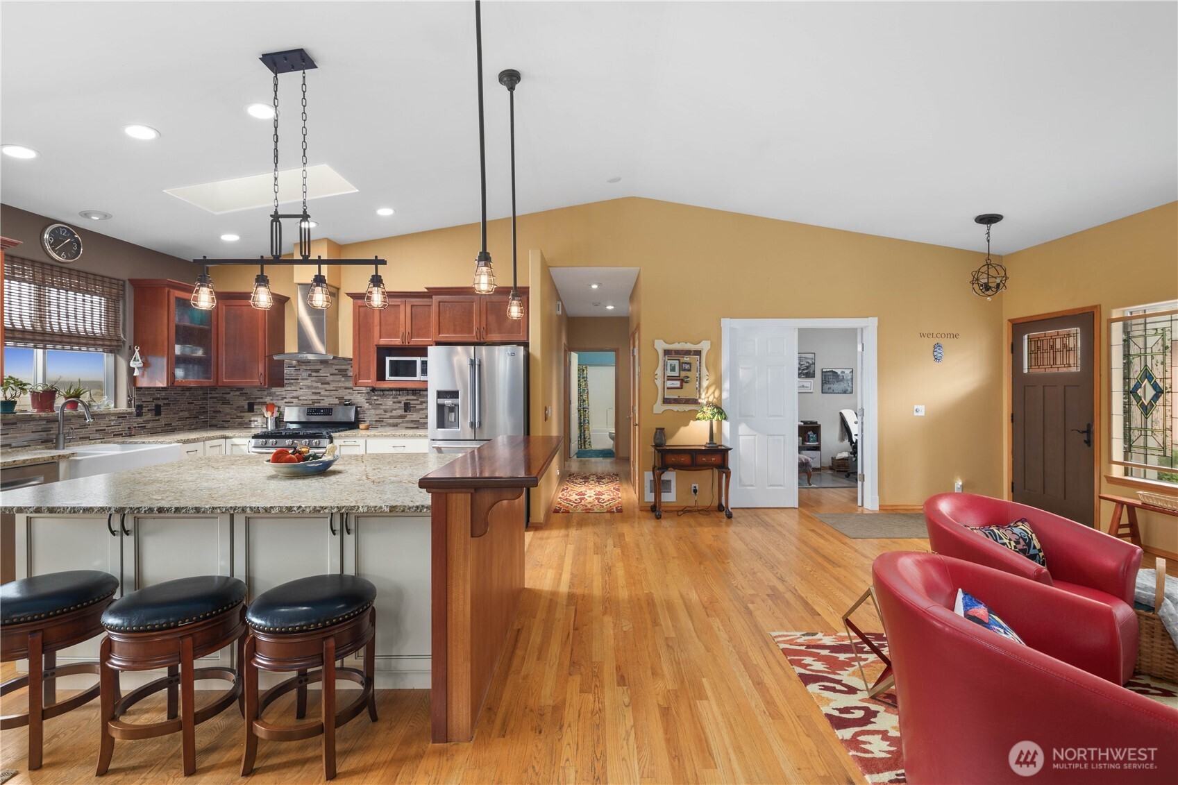 18612 98th Avenue NW