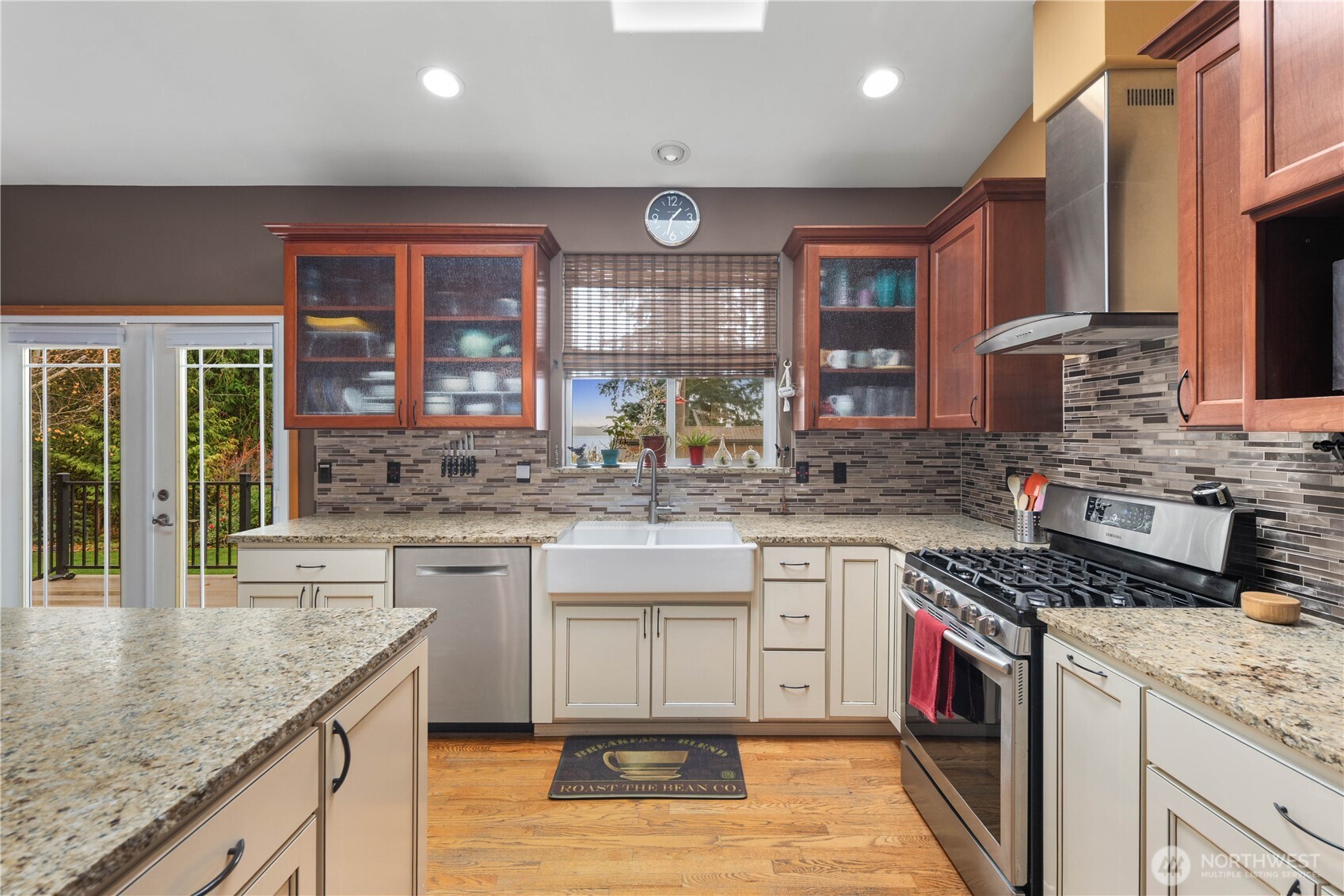 18612 98th Avenue NW