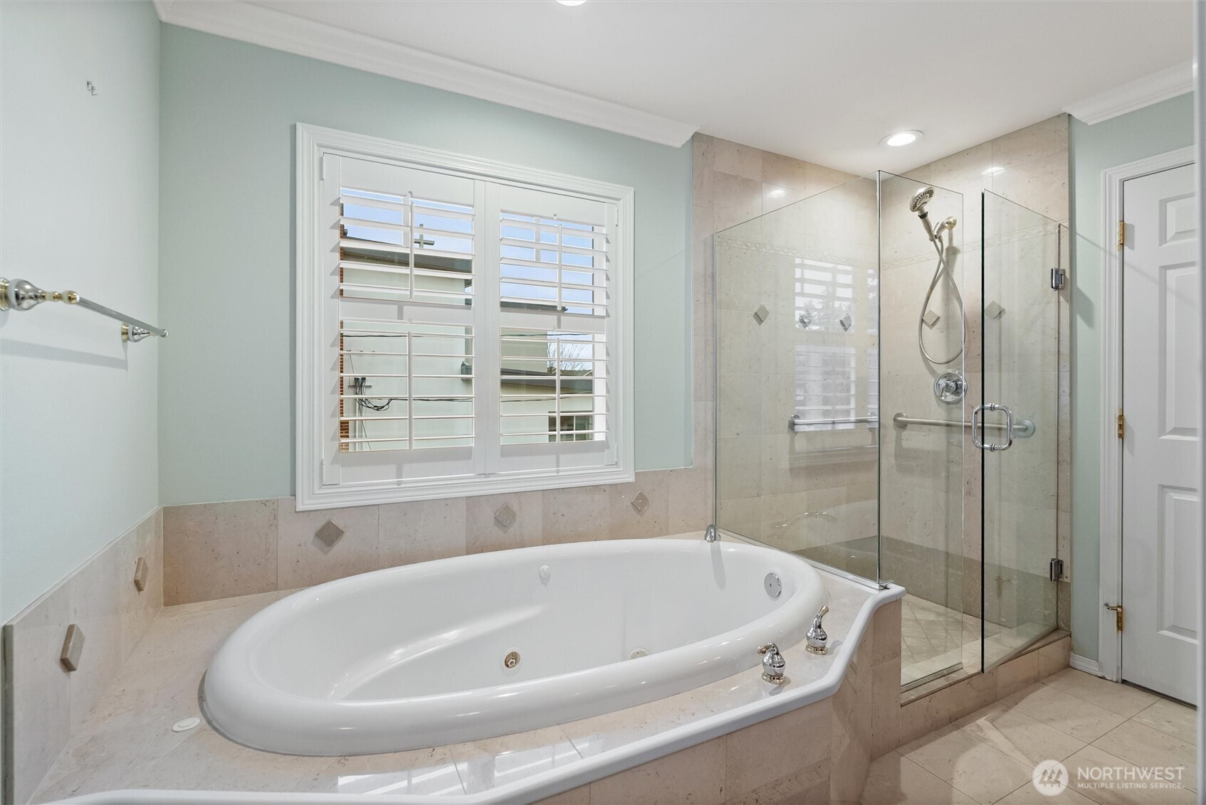 658 Glen Street Unit: 302