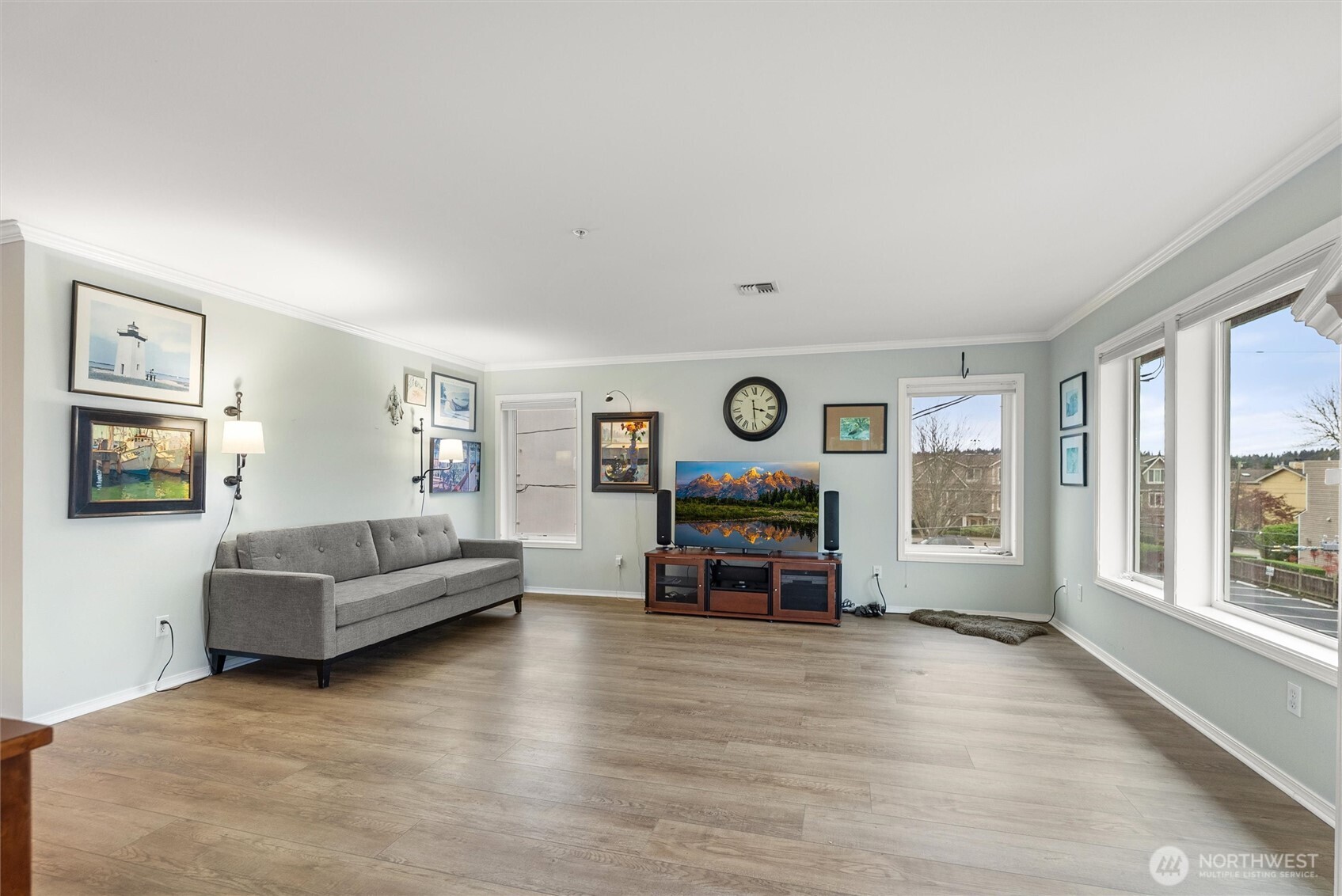 658 Glen Street Unit: 302