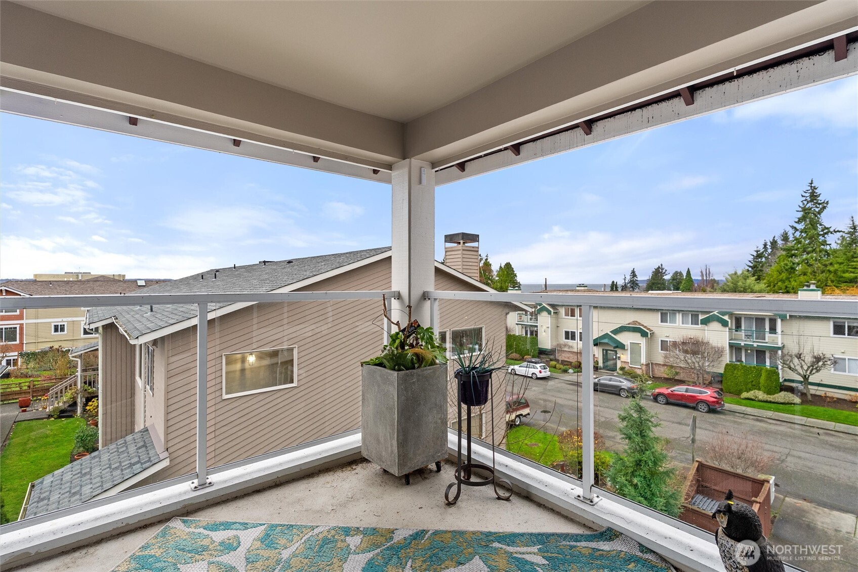 658 Glen Street Unit: 302