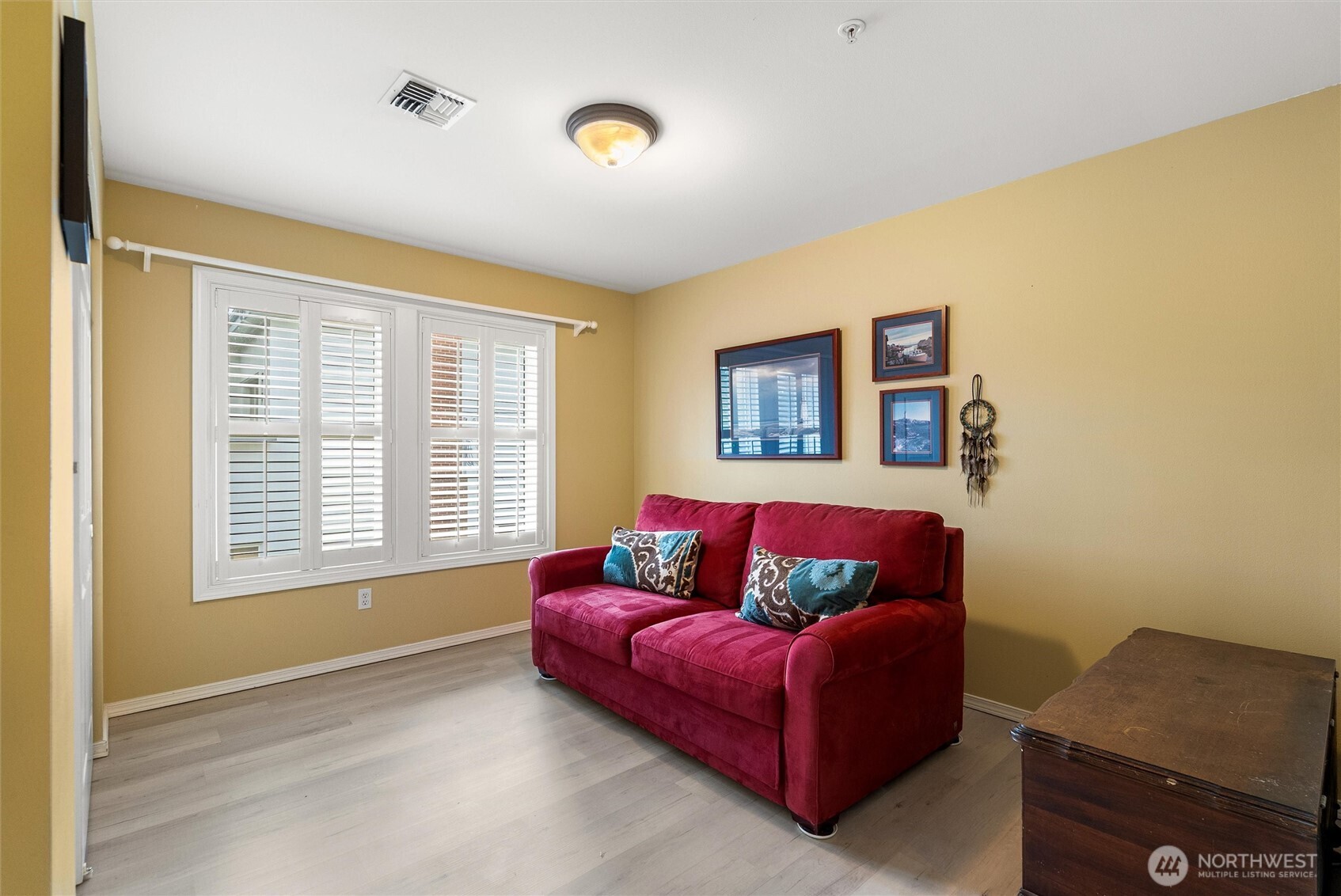 658 Glen Street Unit: 302