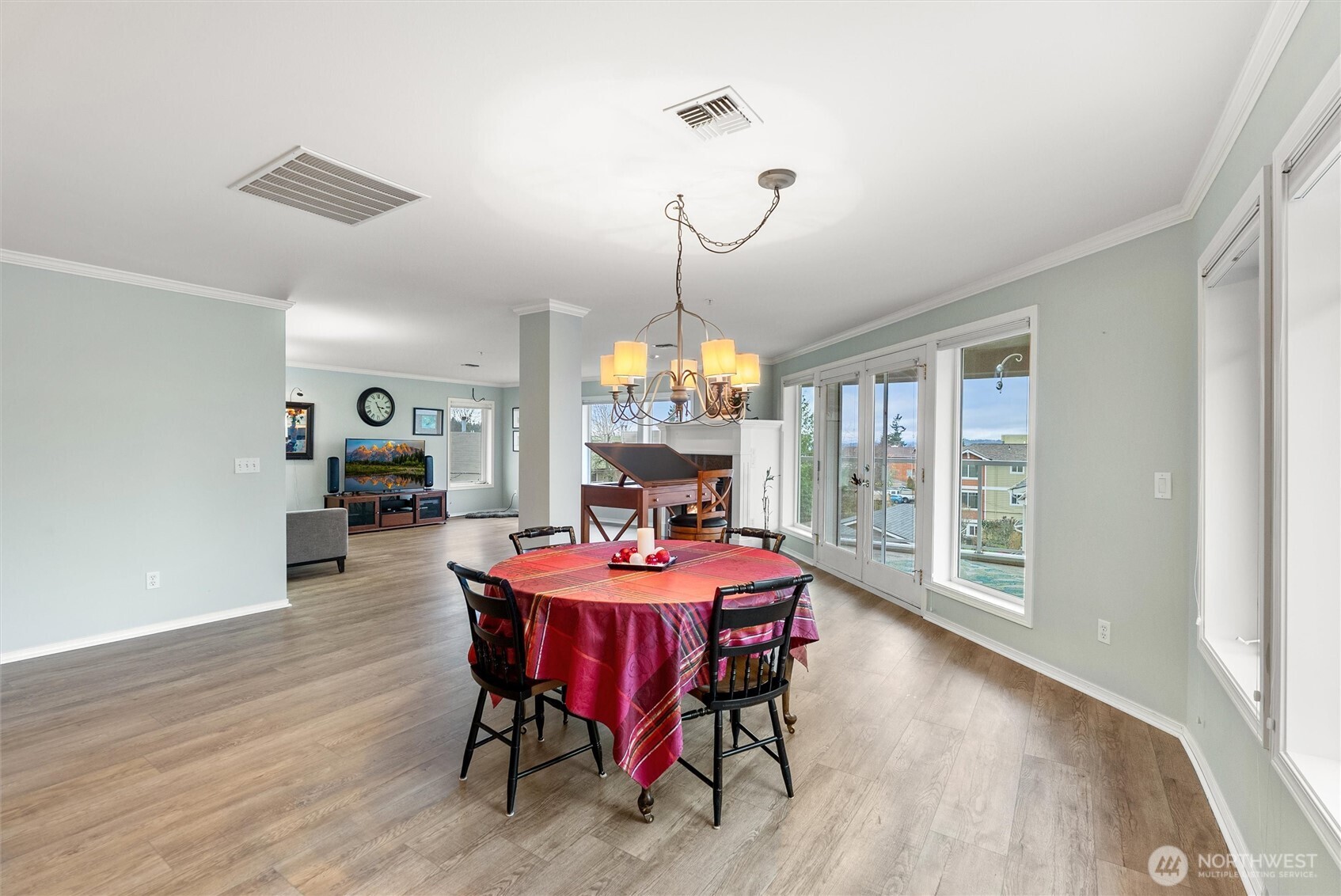 658 Glen Street Unit: 302